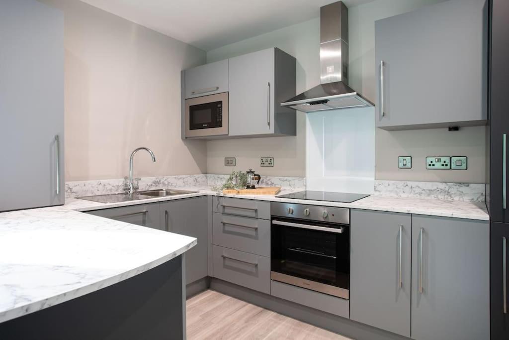 Stunning 2Br Next To The City Airport Bhd - Free Parking Μπέλφαστ Εξωτερικό φωτογραφία