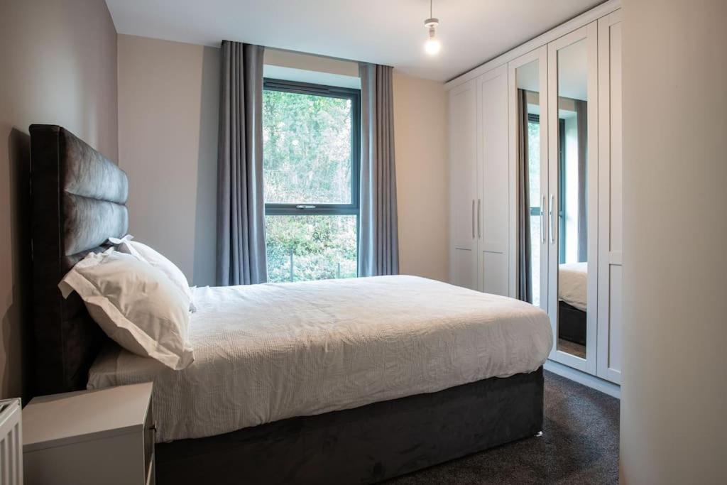 Stunning 2Br Next To The City Airport Bhd - Free Parking Μπέλφαστ Εξωτερικό φωτογραφία